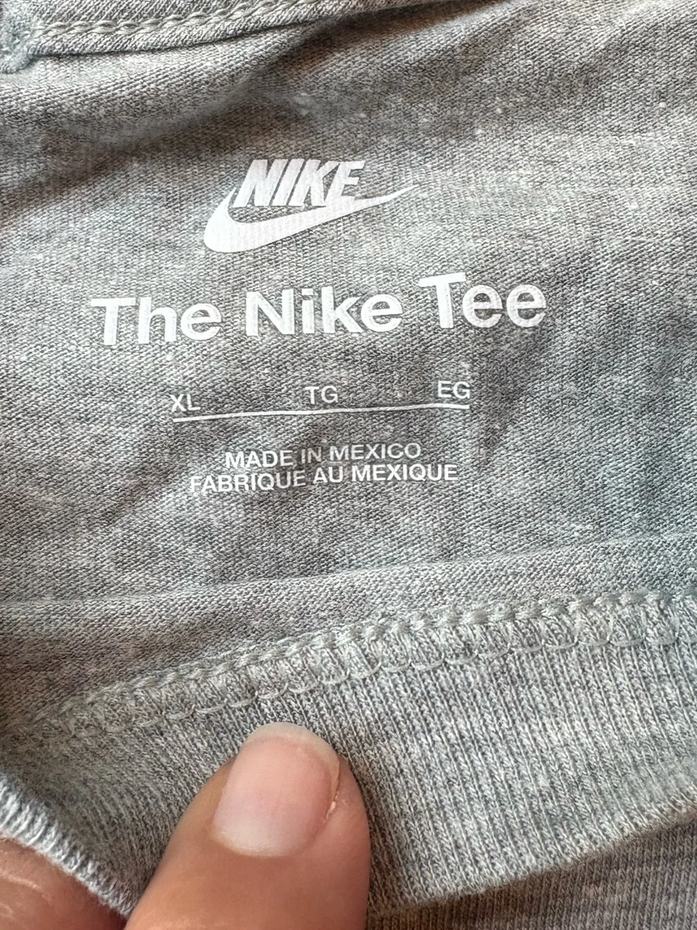 *BRAND NEW* Youth Nike Light Gray Logo Short Sleeve Tee